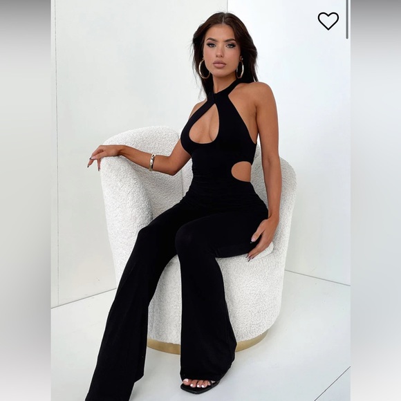 Black one piece - Picture 1 of 3